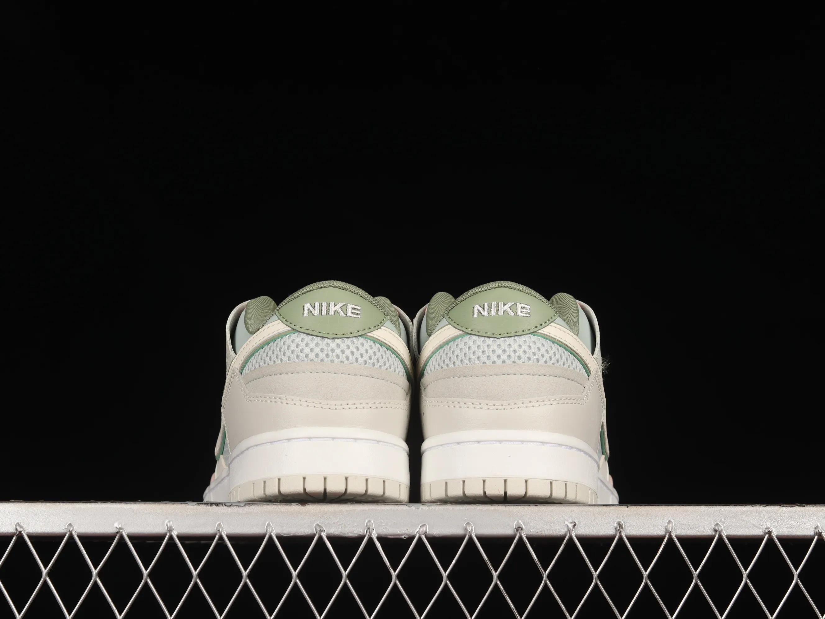 All Categories Nk SB Dunk Series Nk SB Dunk Low Low-top Skateboard Shoes #ZG Version Nk Dunk Scrap Mint Color Stitched Low-top Skateboard Shoes DM0802-001